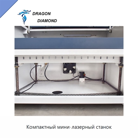 Компактный мини-лазерный станок