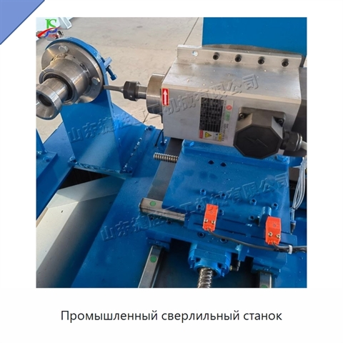 Промышленный сверлильный станок